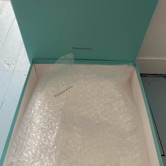 Tiffany & Co. Crystal Plate & Bowl in Original Box with Stickers and Packaging - Picture 3 of 6